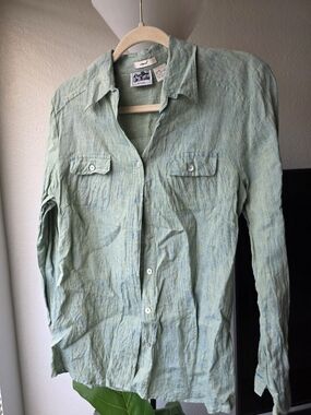 Edward Irish Linen Light Green Long Sleeve Button-Down Shirt - Women’s Top